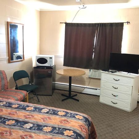 Bluebird Motel Innisfail Экстерьер фото