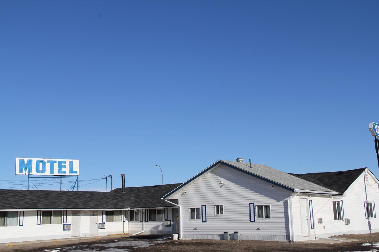 Bluebird Motel Innisfail Экстерьер фото