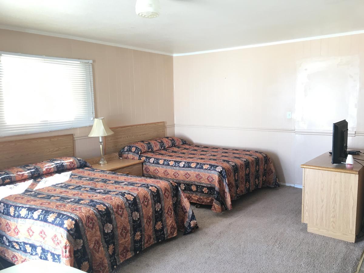 Bluebird Motel Innisfail Экстерьер фото
