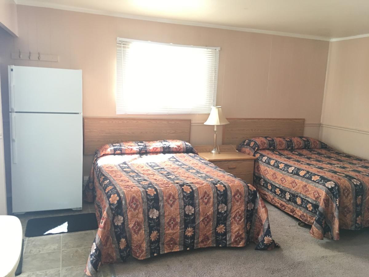 Bluebird Motel Innisfail Экстерьер фото